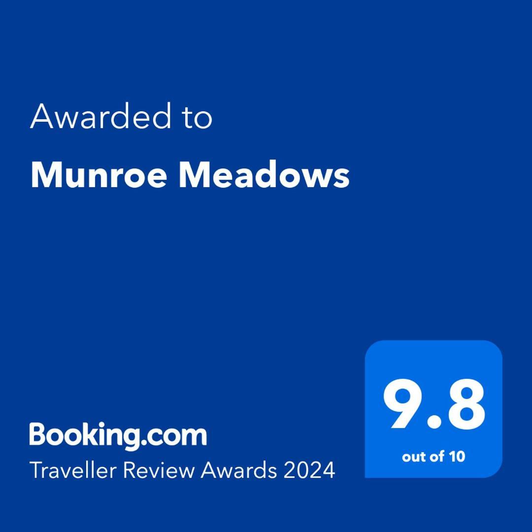 Munroe Meadows Apartment Mundrothuruth ภายนอก รูปภาพ