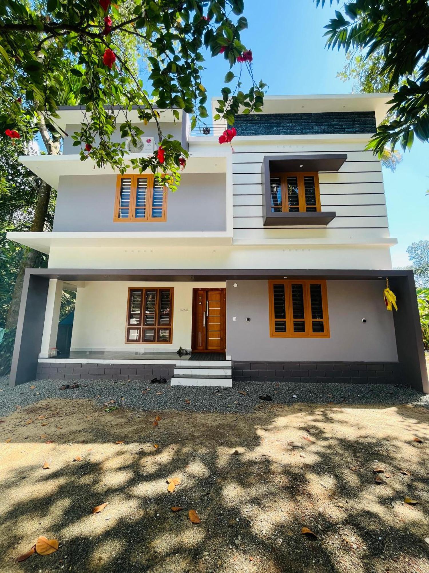 Munroe Meadows Apartment Mundrothuruth ภายนอก รูปภาพ