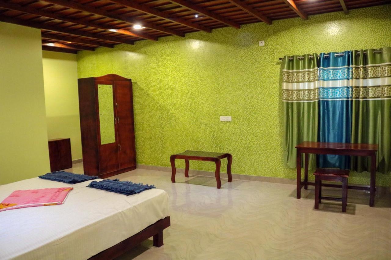 Munroe Meadows Apartment Mundrothuruth ภายนอก รูปภาพ